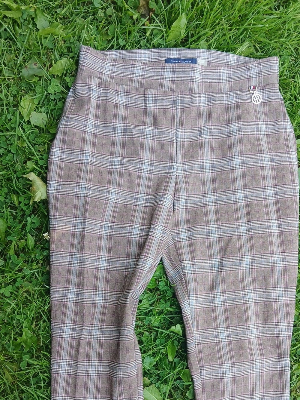 GUC Timmy Hilfiger Stretch Light Knit Plaid Brown Blue Size 4 - Picture 2 of 6